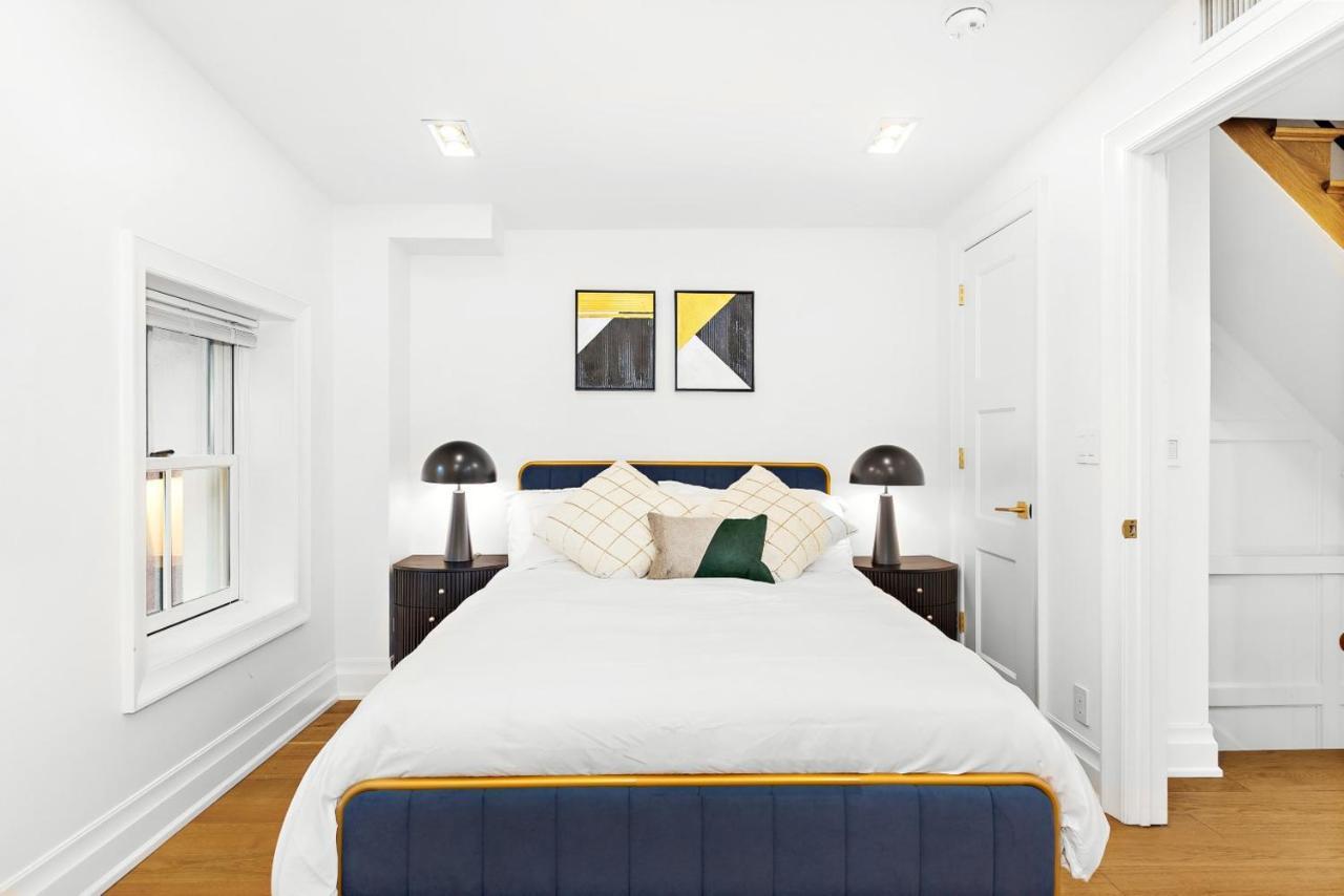 Luxurious 5 Bedroom Townhouse Villa New York