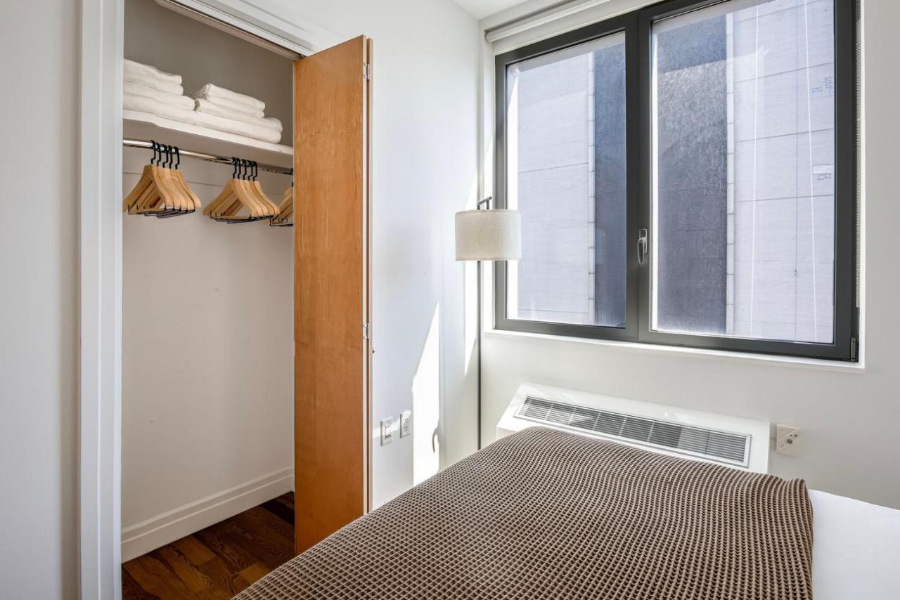 Midtown West 2br W Elevator Wd Nr Park Nyc-1244 Apartment *