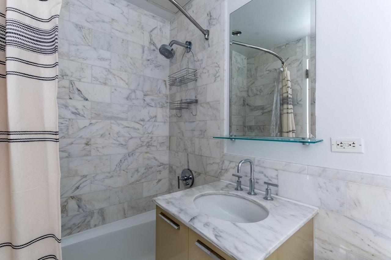 Murray Hill 1br W Gym Nr Empire State Building Nyc-1304 Apartment