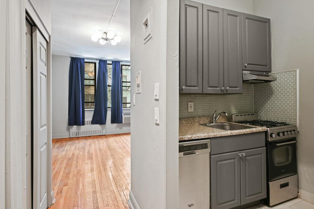 385: Upper East Side Apartment