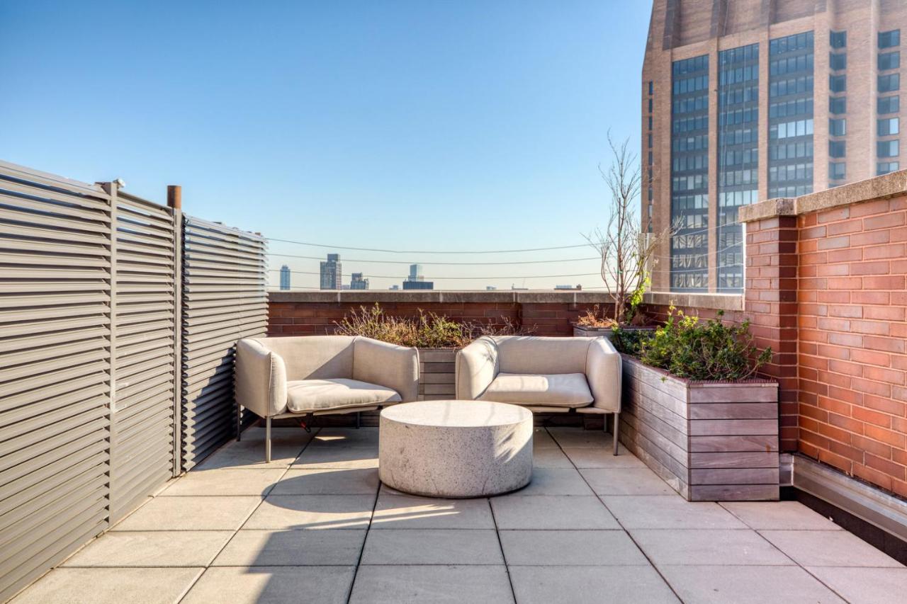 Murray Hill 1br W Gym Laundry Rooftop Nyc-1305 New York