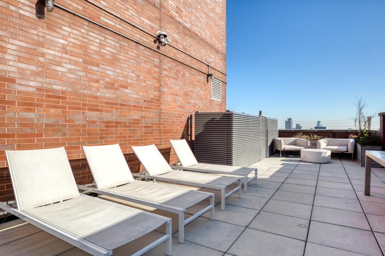 Murray Hill 1br W Gym Laundry Rooftop Nyc-1305 Apartment *