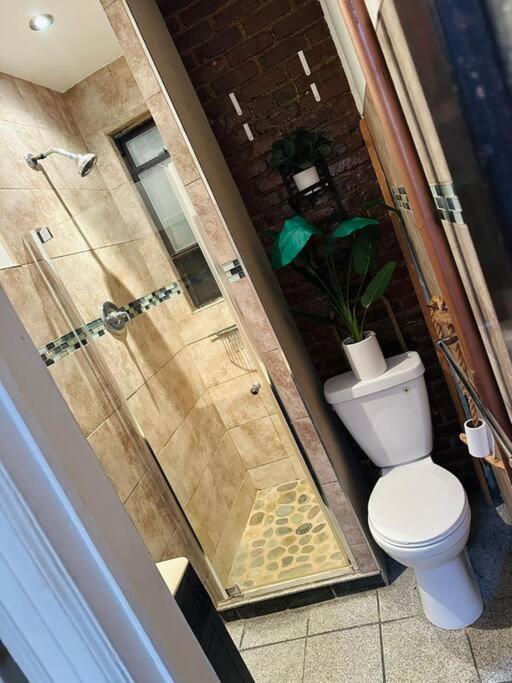 Apartment Two Bedroom Excellent Location