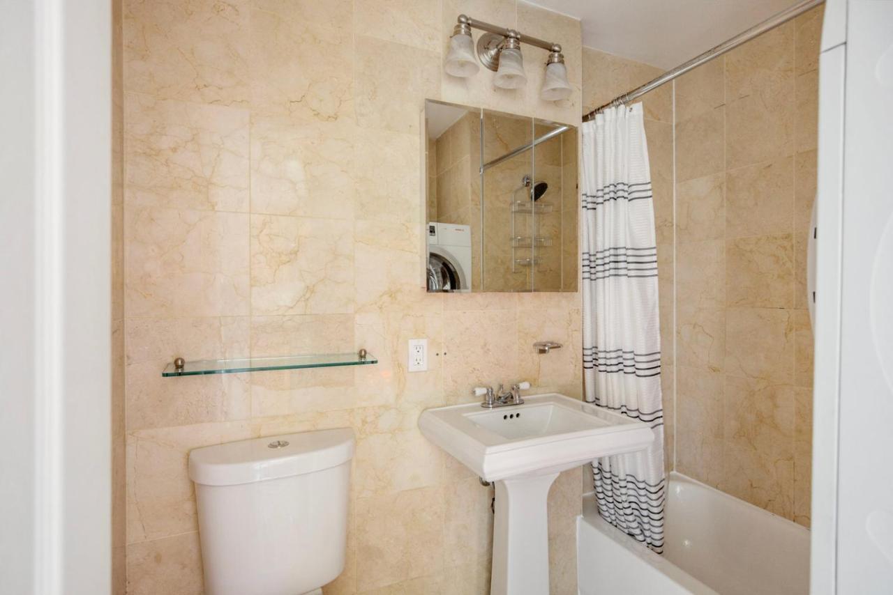 West Village 2br W In-unit Wd Nr Shops Nyc-1256 *