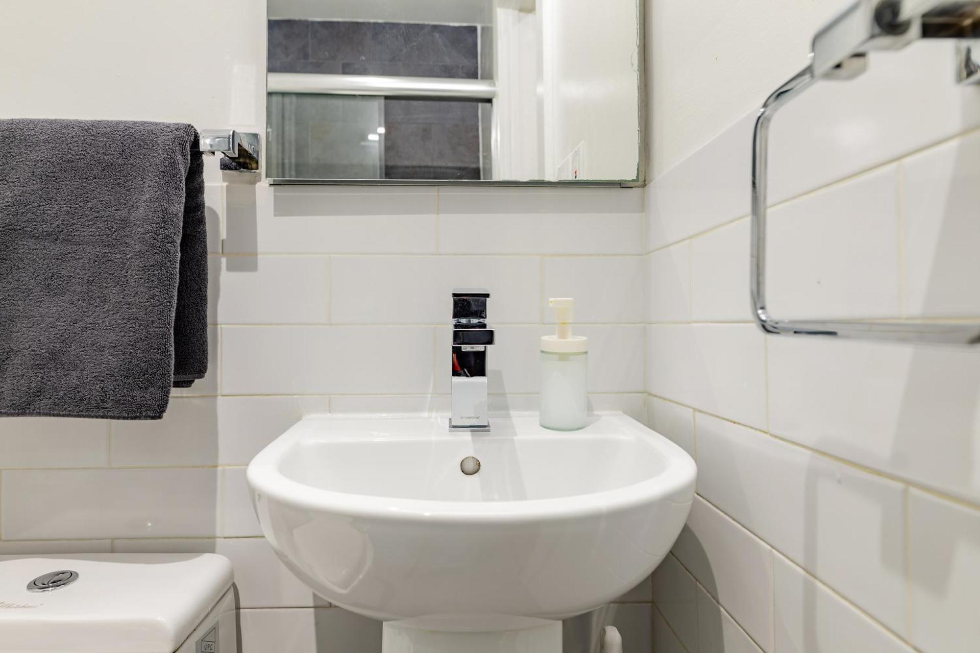 Explore The Authentic Designers 2bd In Hudson Yards