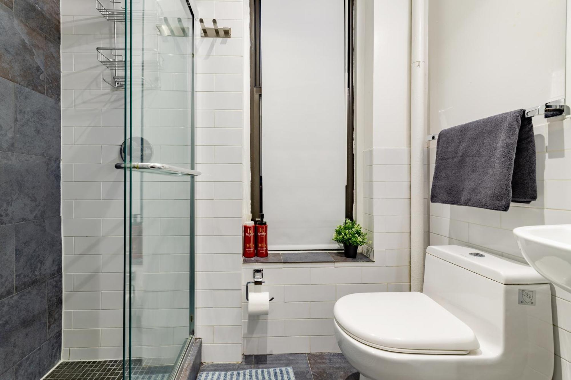 Explore The Authentic Designers 2bd In Hudson Yards