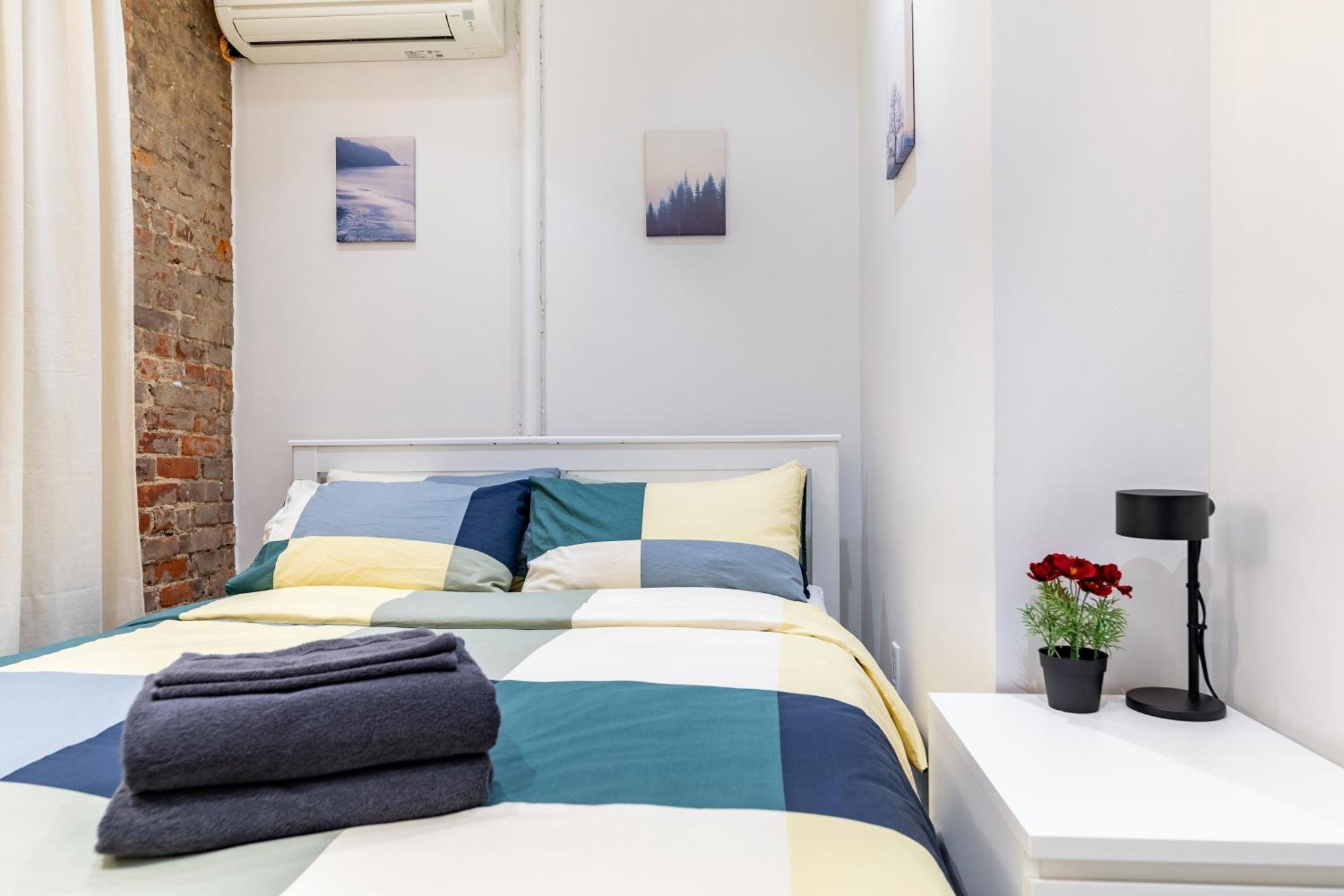 Explore The Authentic Designers 2bd In Hudson Yards