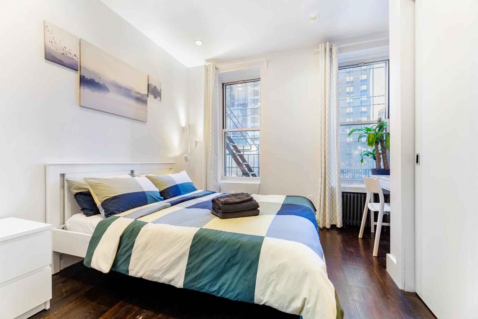 Explore The Authentic Designers 2bd In Hudson Yards Apartment *