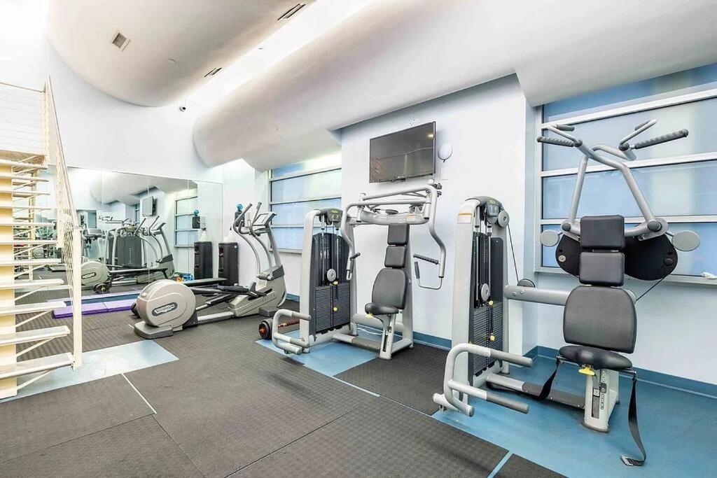 Apartment Hotel-studio @ The Mansfield Midtown New York