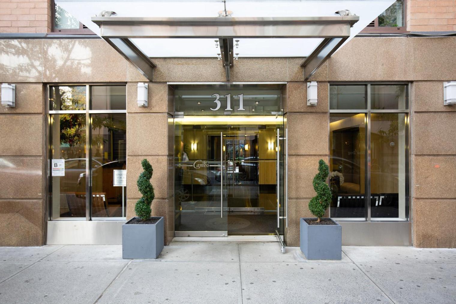 Sparkling Midtown W Gym Nr Times Sq Nyc-228 Apartment