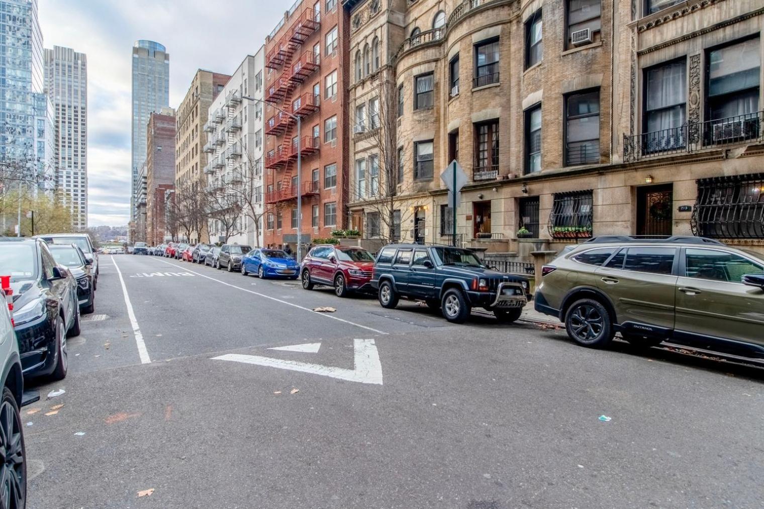 Uws 1br W Doorman Gym Close To Park Nyc-1390 Apartment New York