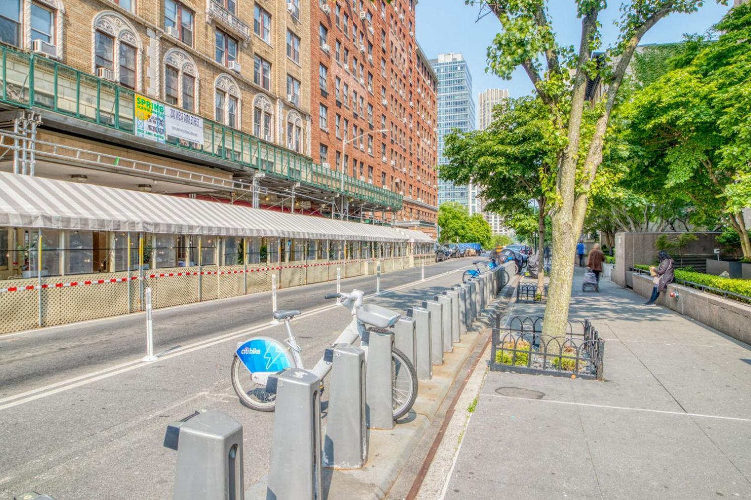 Uws 1br W Doorman Gym Close To Park Nyc-1390