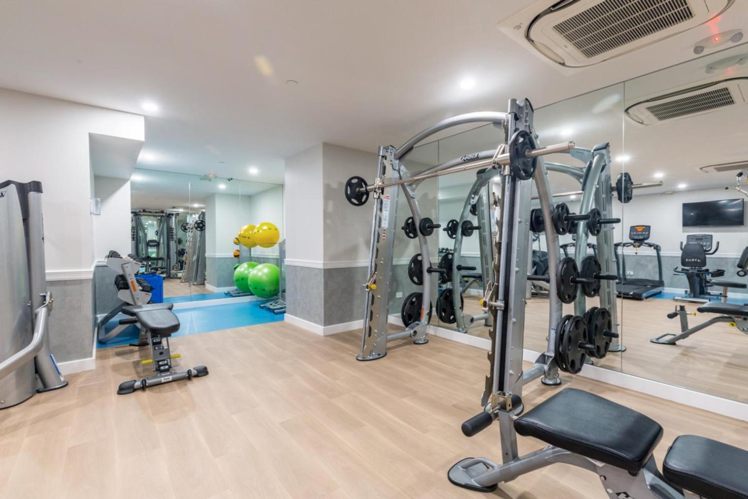 Apartment Uws 1br W Doorman Gym Close To Park Nyc-1390 New York