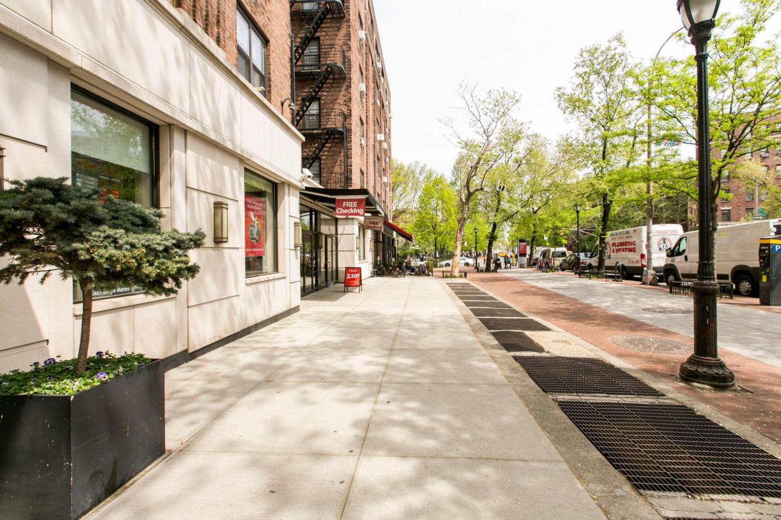 Gorgeous Roomy W Village 1br W Doorman Nyc-131 *