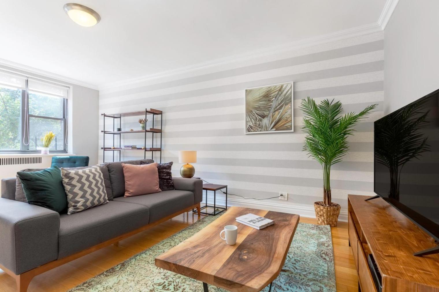 Gorgeous Roomy W Village 1br W Doorman Nyc-131 Apartment
