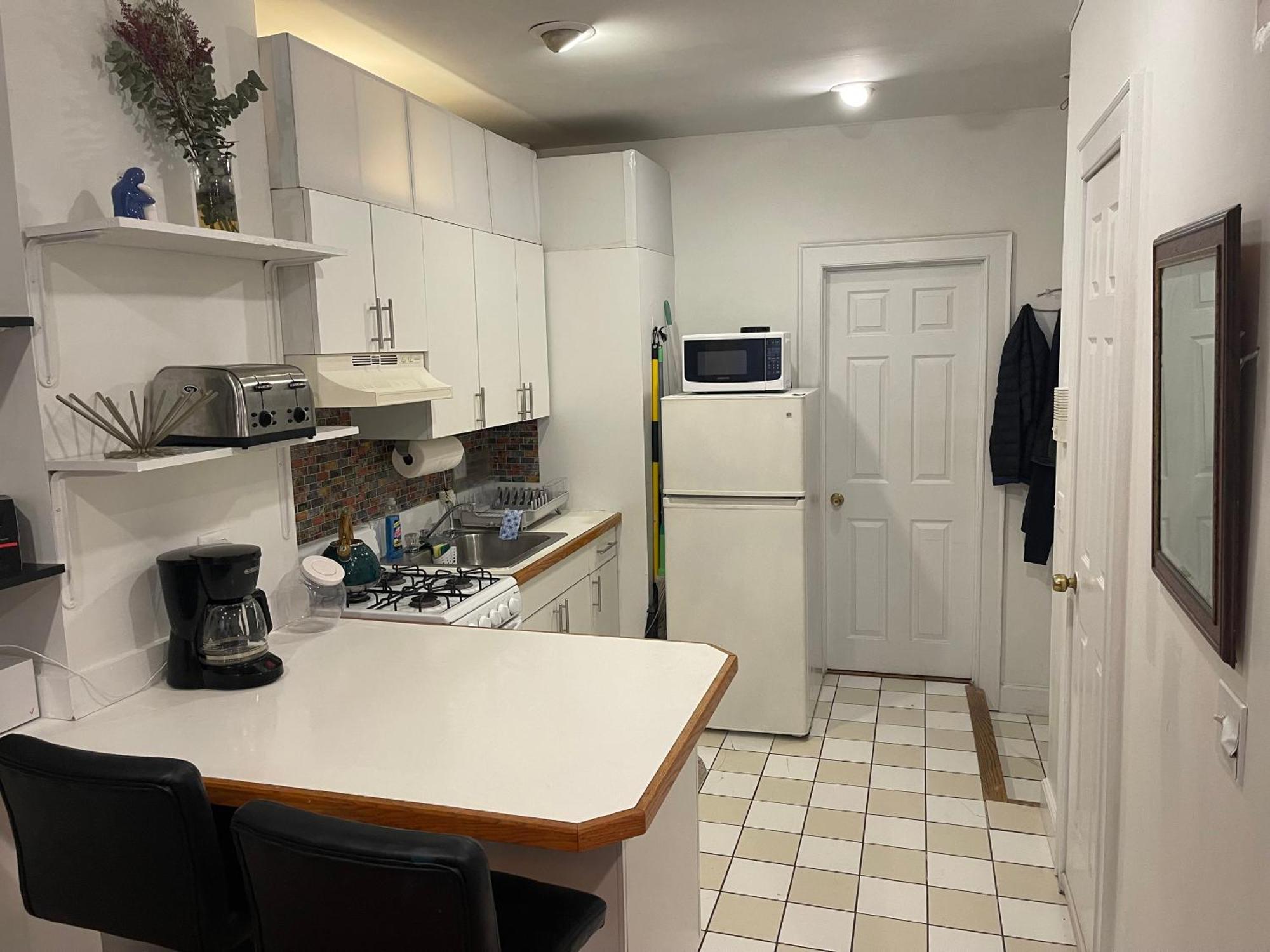 Apartment Upper East Side 1 Bedroom *