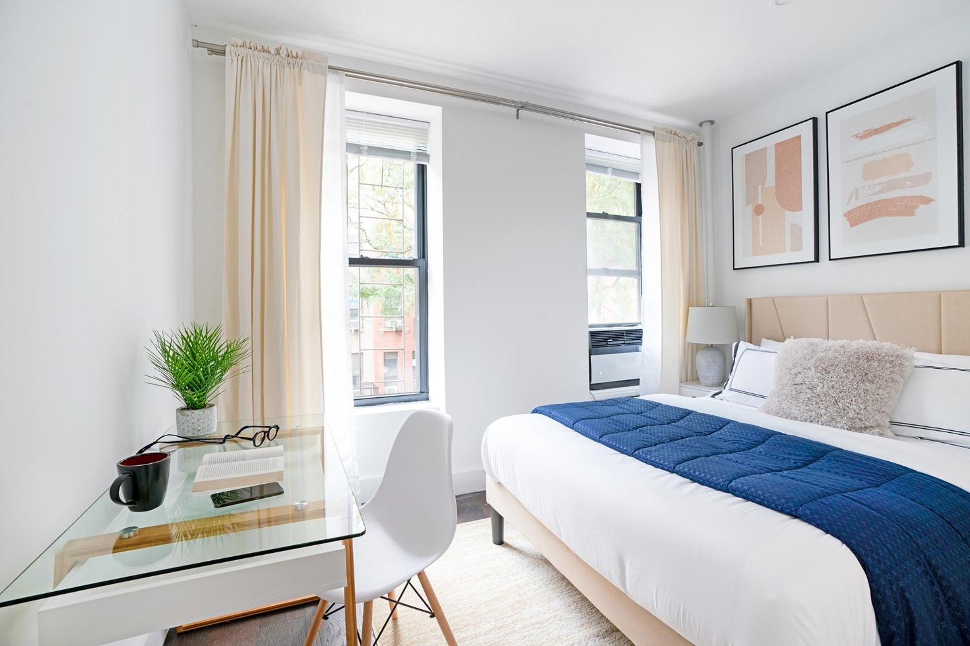 444-2c Newly Renovated 1br In Hell's Kitchen Apartment