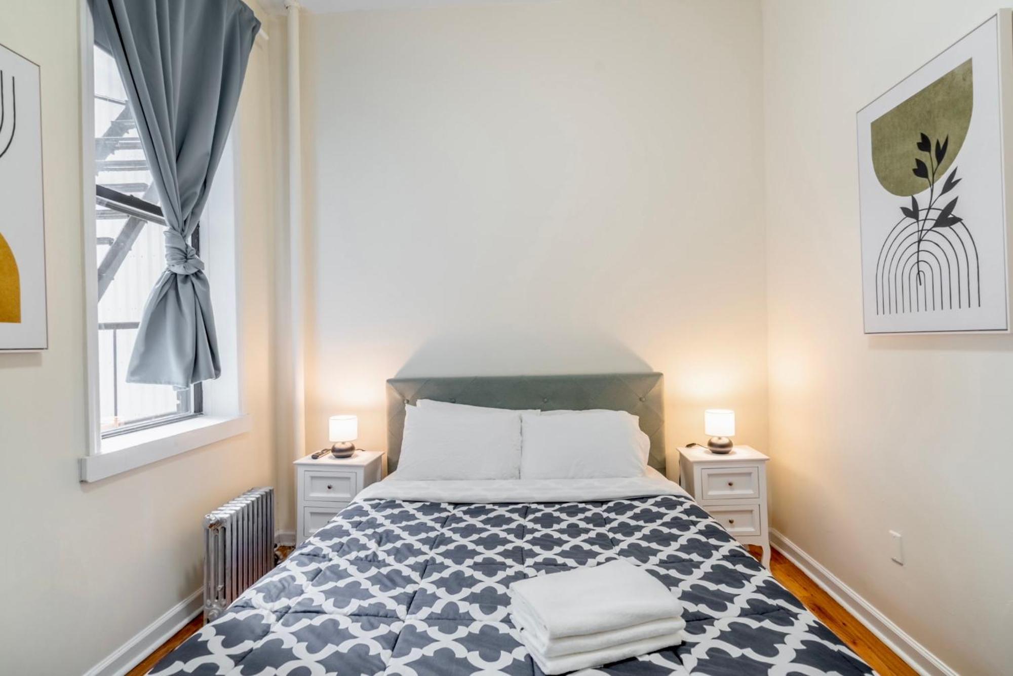 2 Bedroom Hidden Upscale Oasis Apartment