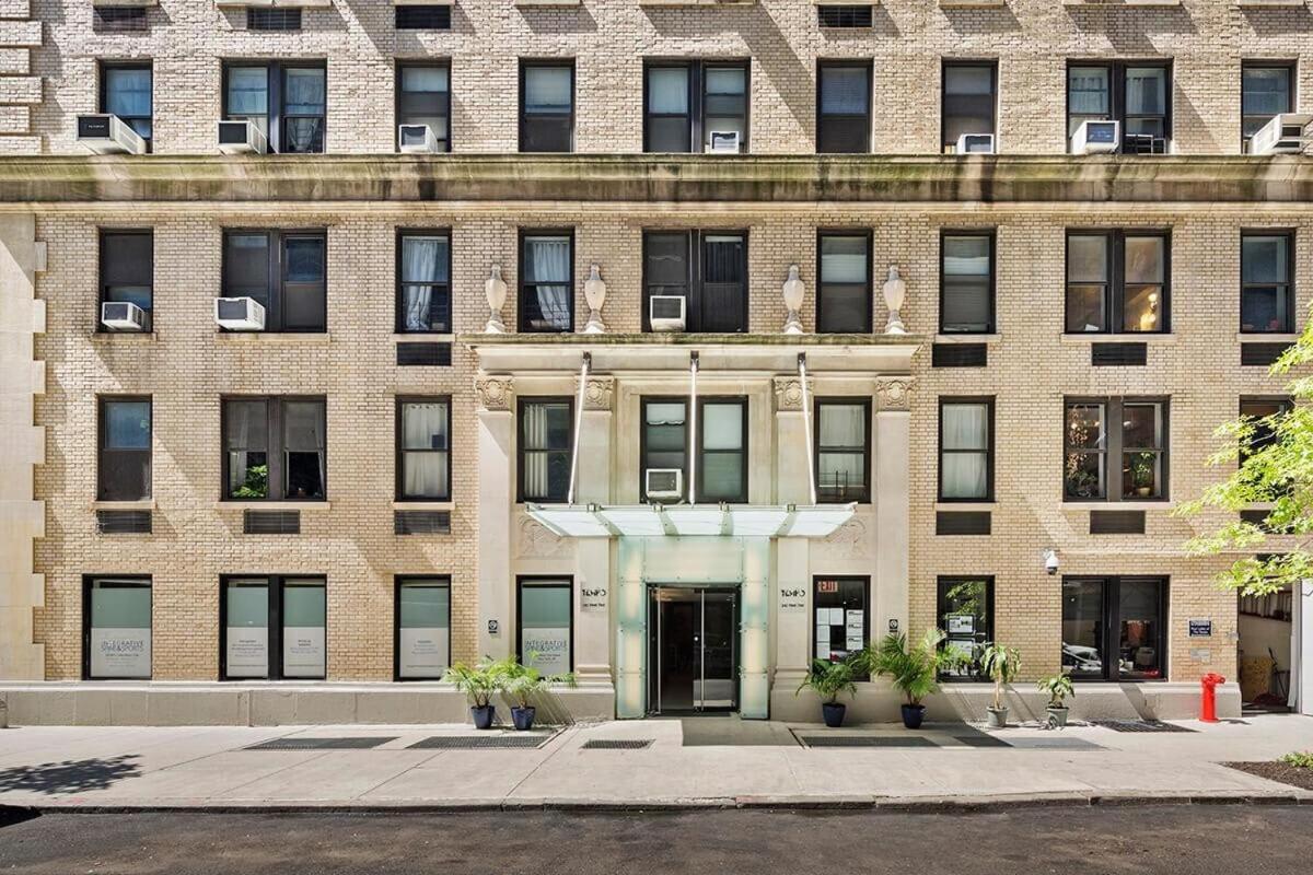 73-519 New Uws Doorman Gym Apartment New York