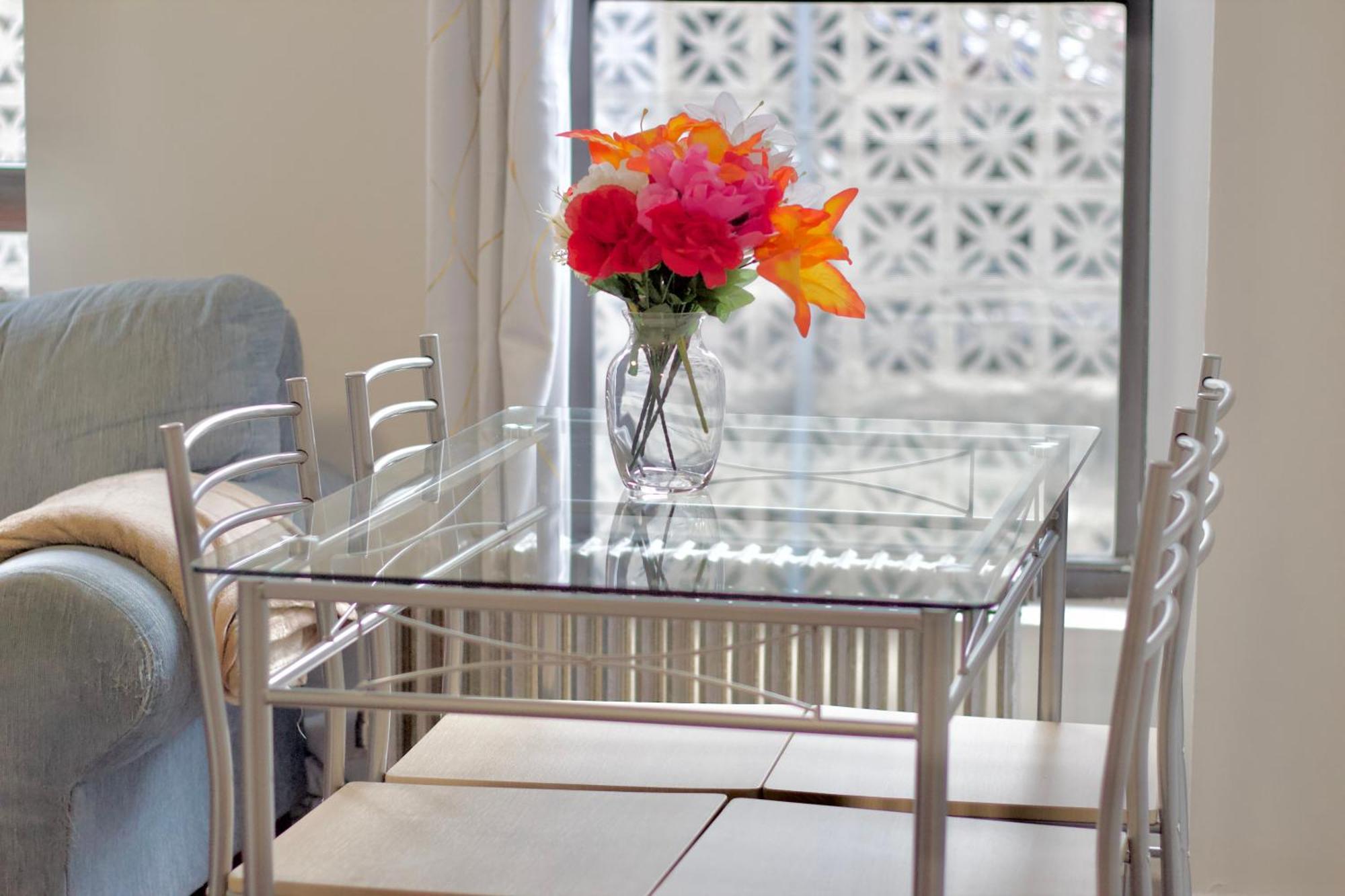 Times Square Manhattan 2br Apartment! Apartment