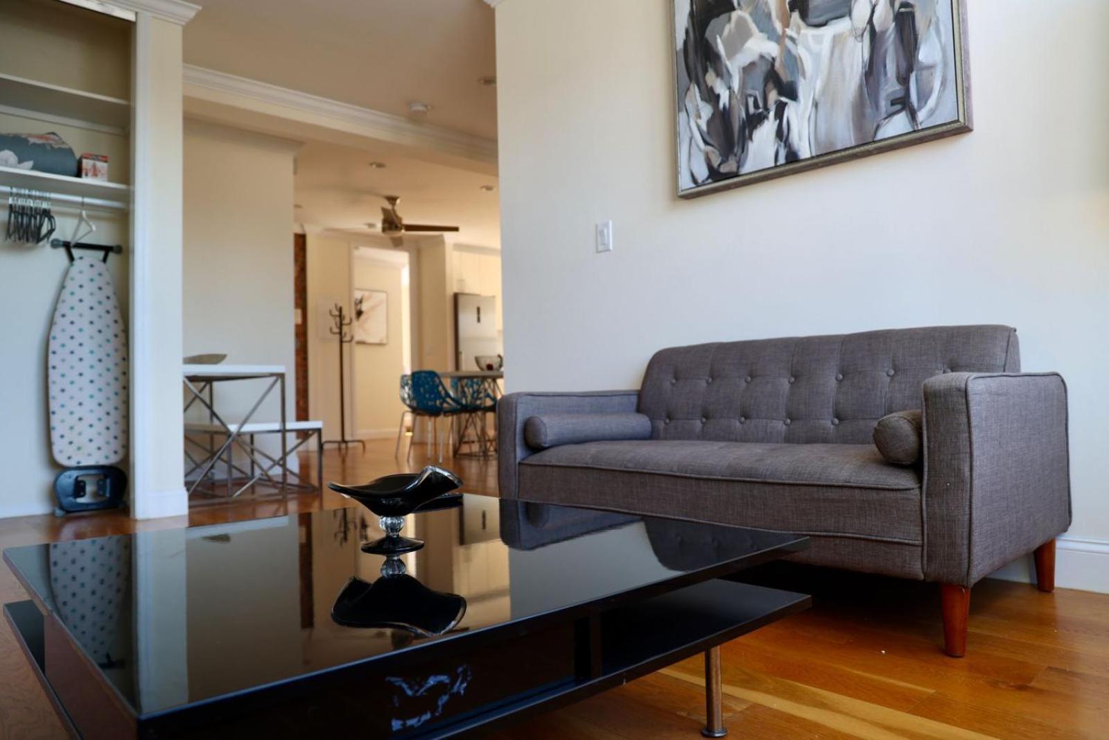 Modern In By Central Park Apartment
