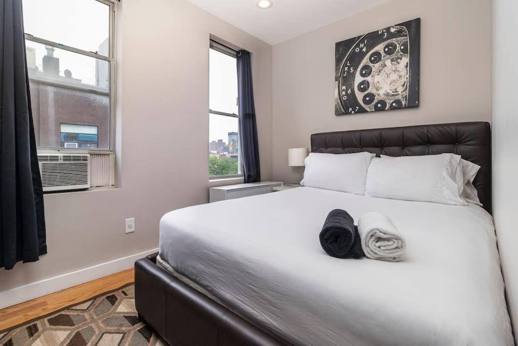 Renovated Lower Eastside 2br Washer Dryer * New York