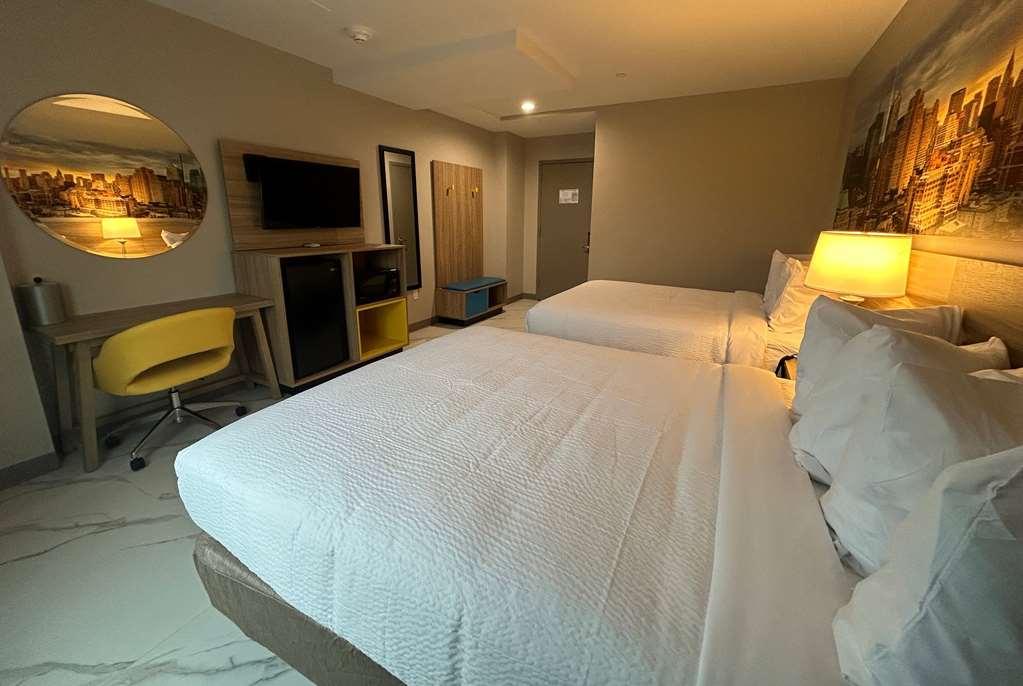 Days By Wyndham Staten Island * New York