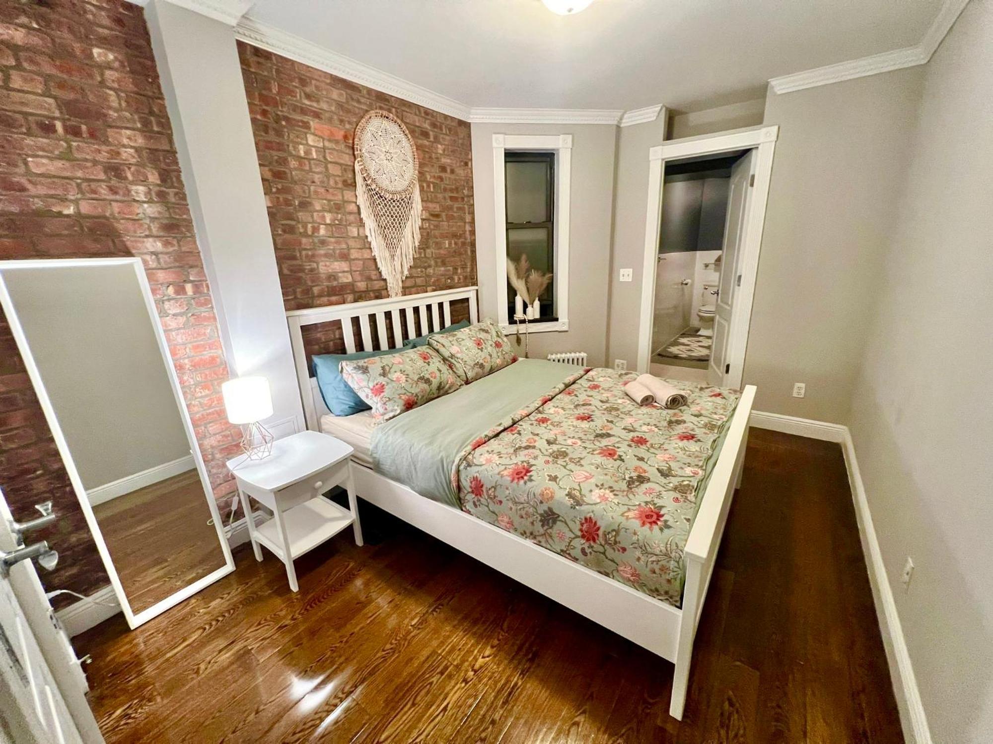 Apartment Luxury 1bd Unit In Midtown West New York