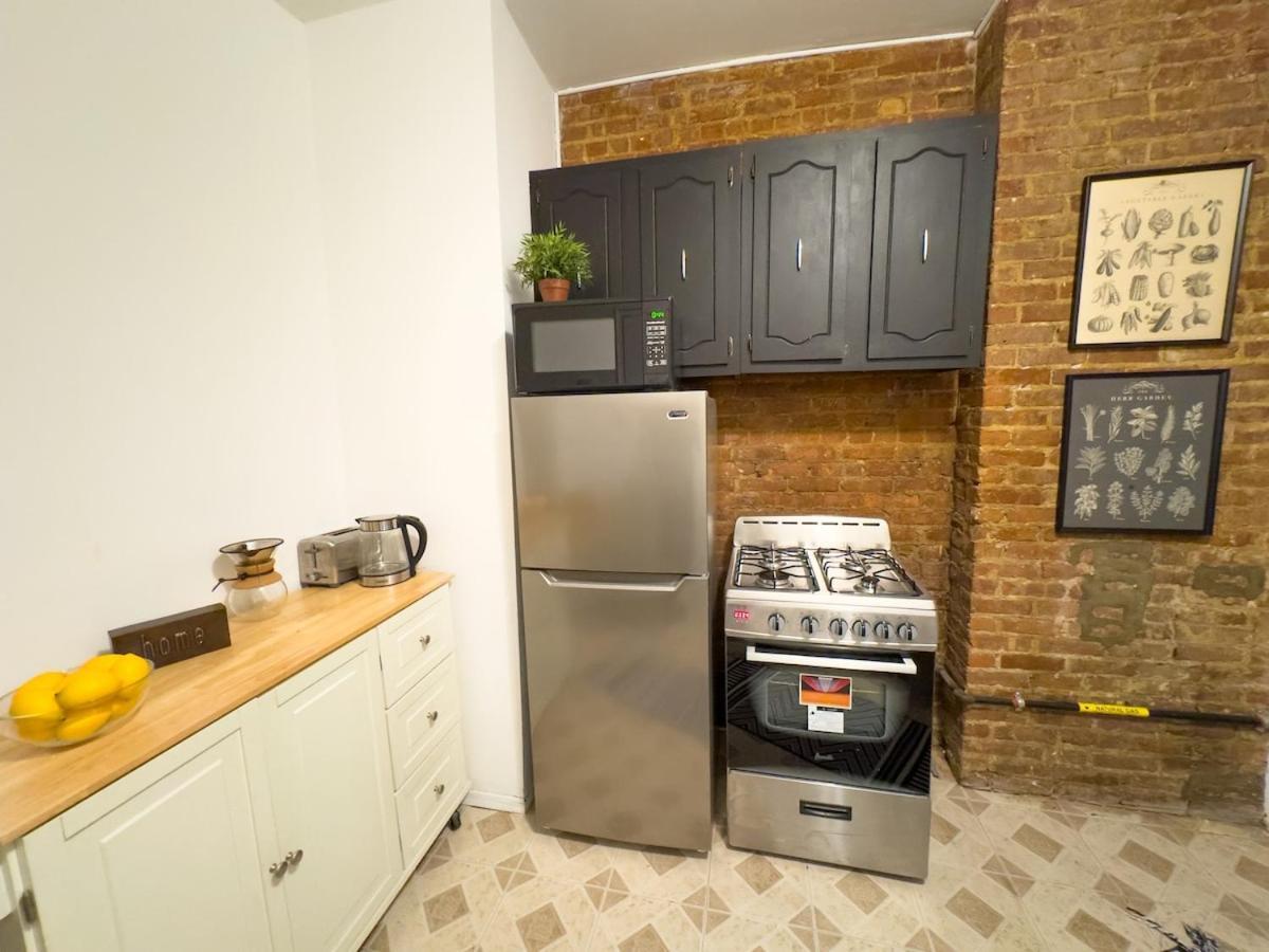 89-2r 1br Upper East Side *