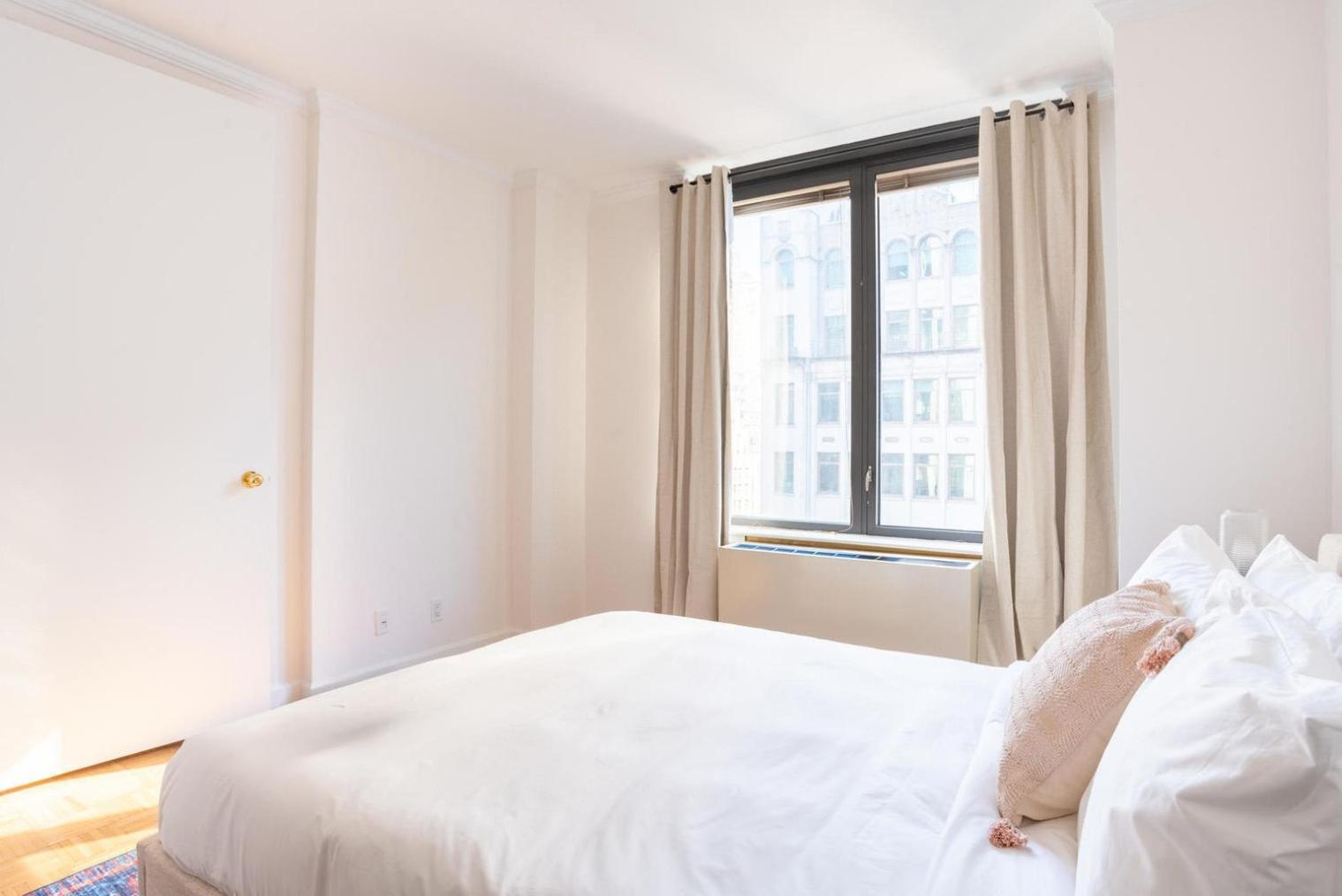 Midtown East 2br W Doorman Gym Nr Bloomingdales Nyc-1352 Apartment *