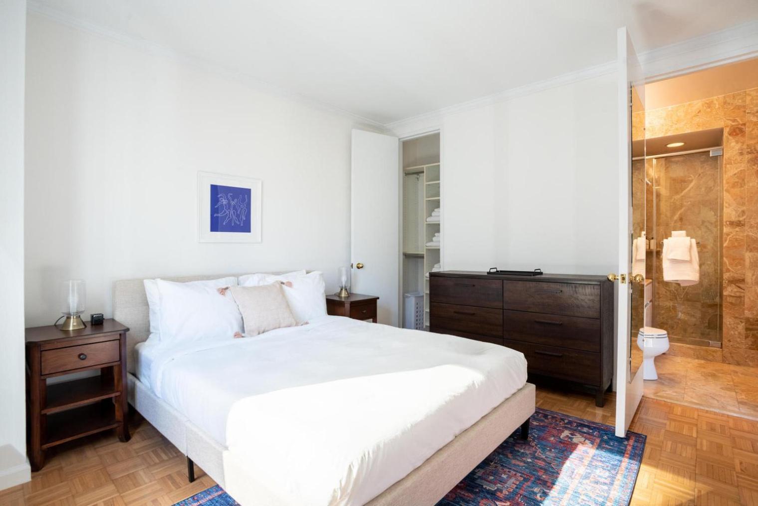 Midtown East 2br W Doorman Gym Nr Bloomingdales Nyc-1352 * New York