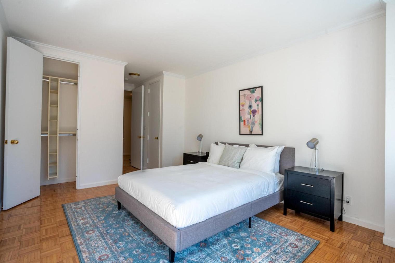 Midtown East 2br W Doorman Gym Nr Bloomingdales Nyc-1352 Apartment