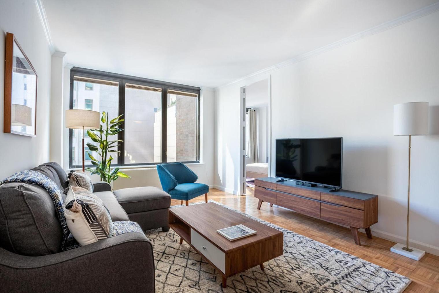 Apartment Midtown East 2br W Doorman Gym Nr Bloomingdales Nyc-1352 *