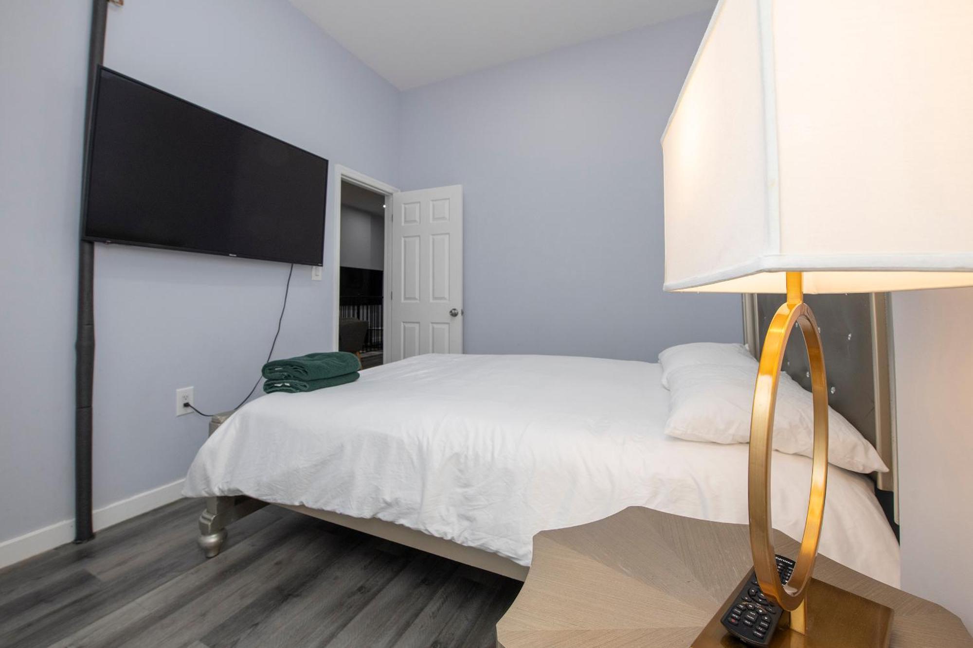 Apartment Spectacular Times Square 5 Bedroom Duplex Oasis *