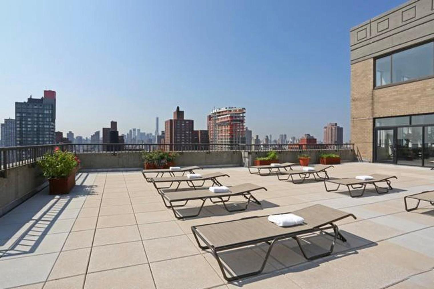 Ues 2br W Gym Pool Doorman Nr Park Nyc-629 * New York