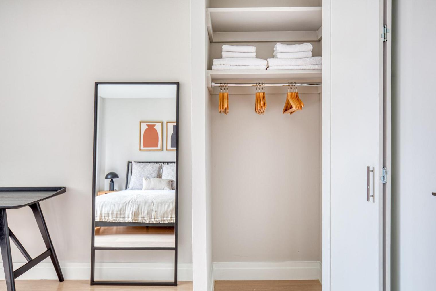 Ues 2br W Gym Pool Doorman Nr Park Nyc-629