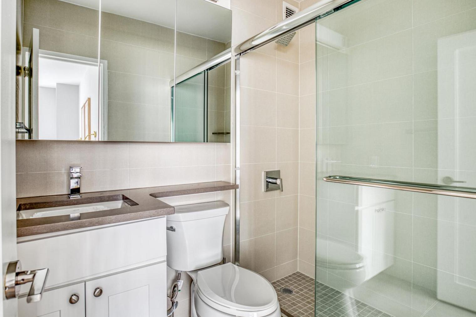 Ues 2br W Gym Pool Doorman Nr Park Nyc-629 Apartment