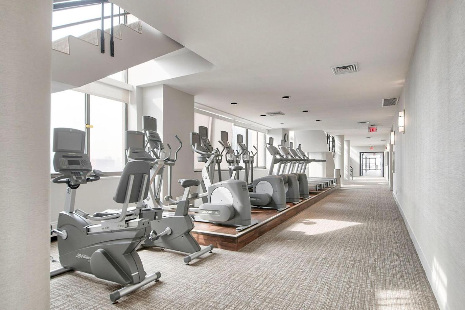 Apartment Ues 2br W Gym Pool Doorman Nr Park Nyc-629 New York