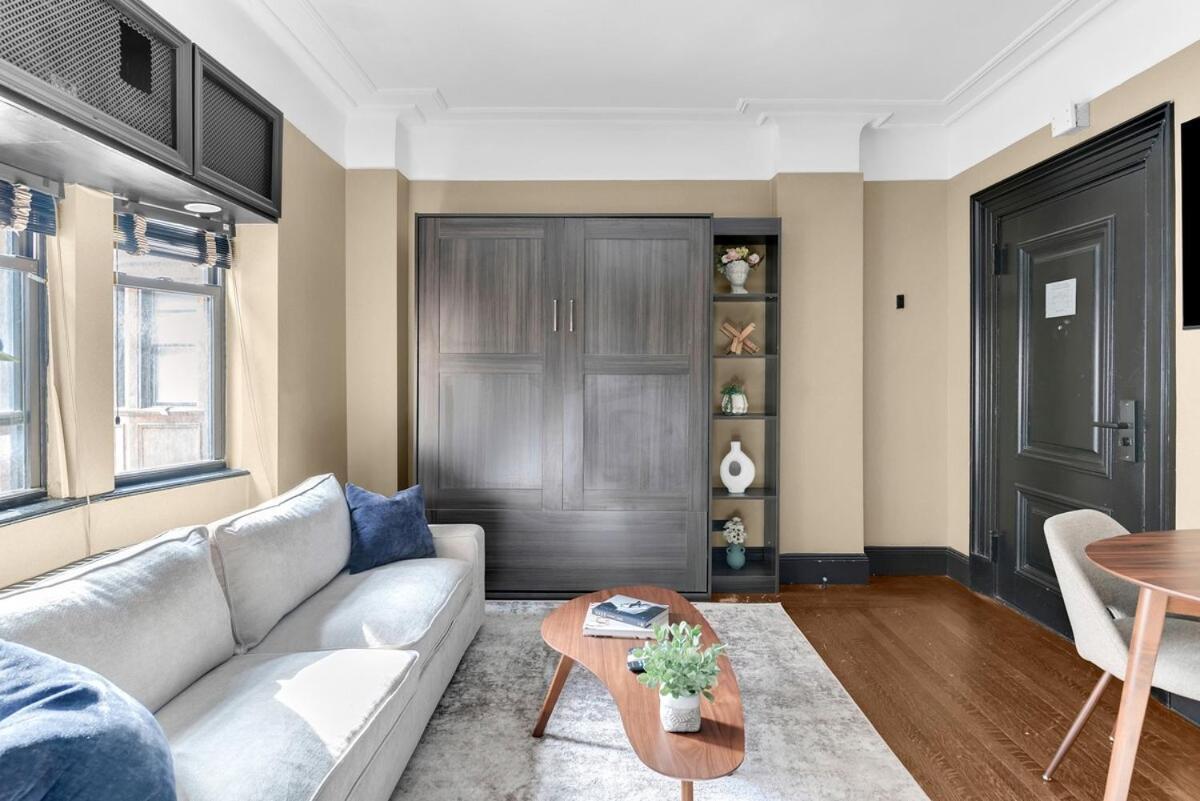 Apartment Highly Desired Times Square With Gym