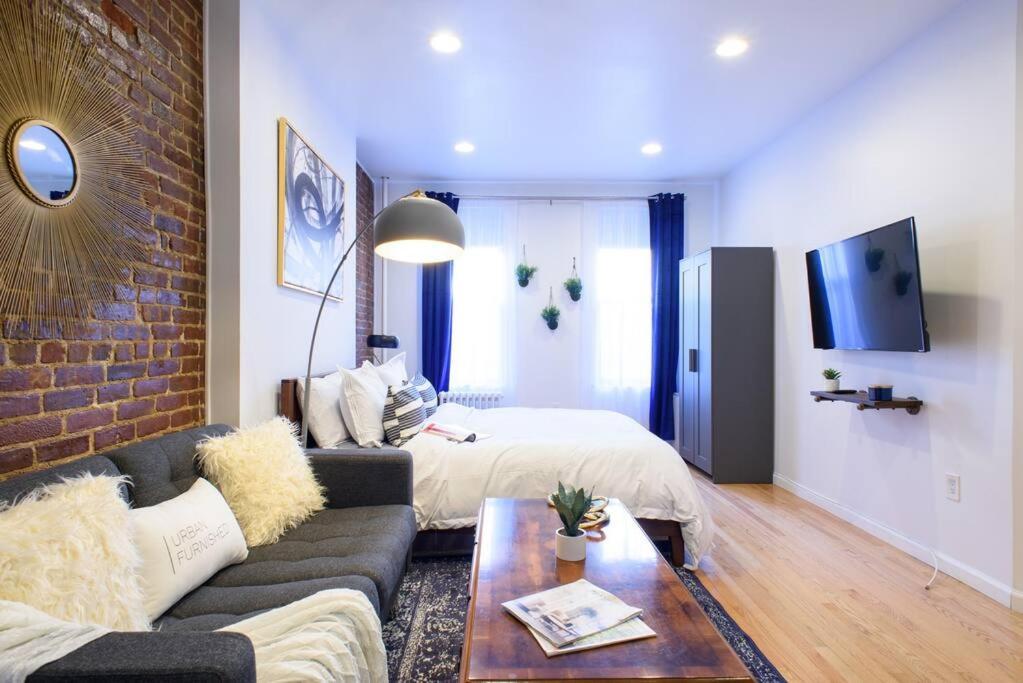 83-3w Ues Park Newly Furnished Xl Apartment New York