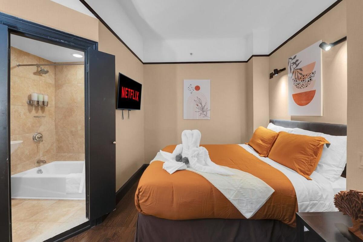 Apartment Stunning In Heart Of With Gym &