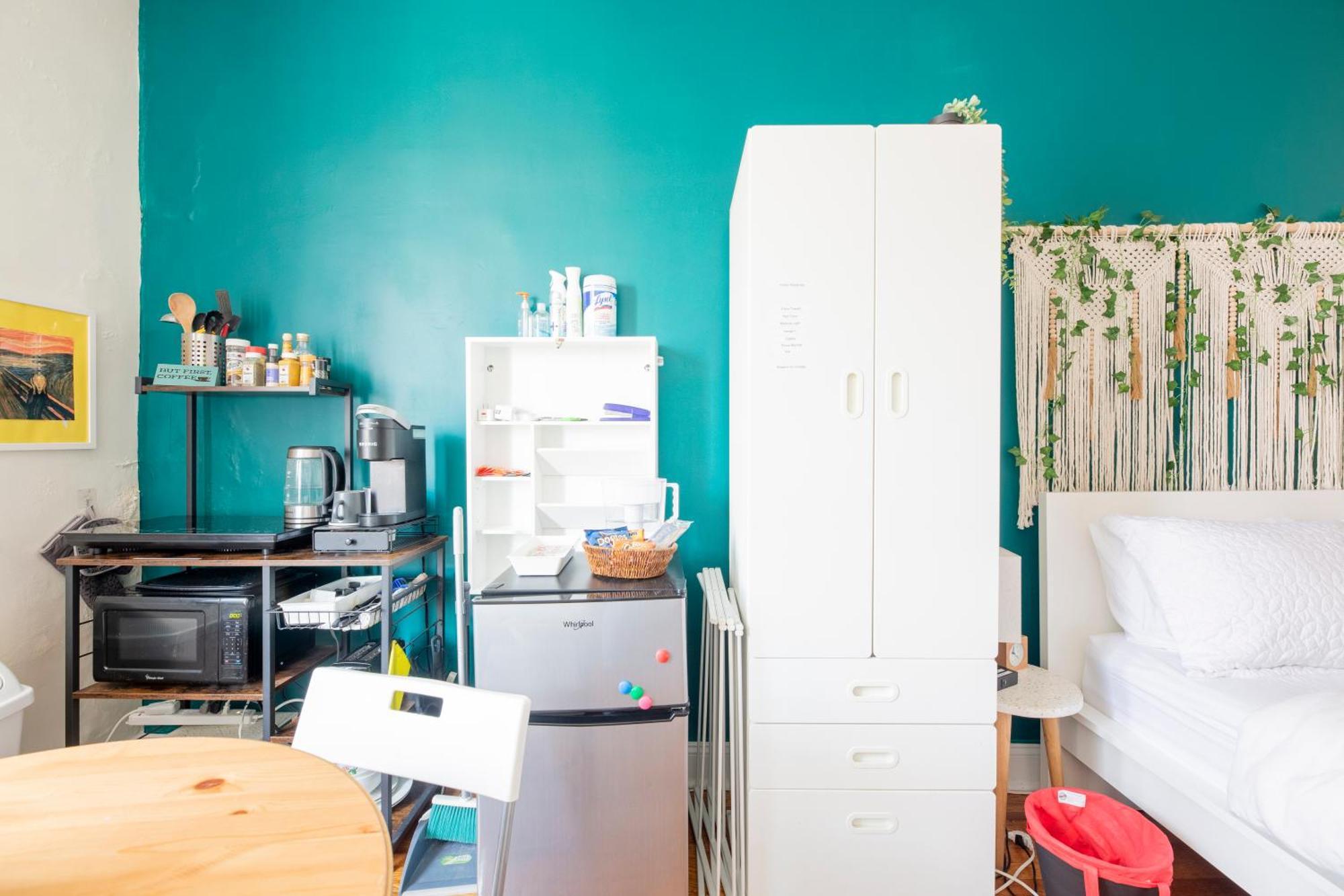 Boho By Delicate Only 25 Min To Times Square Near Citi Field, Us Open Shared Bathroom Cat Friendly Only * New York