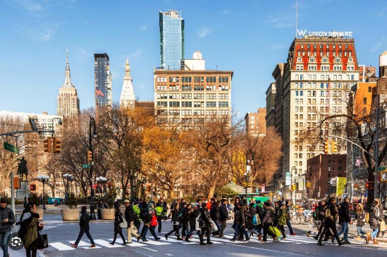 Tranquil Haven Gem In Downtown Manhattan's Union Square New York