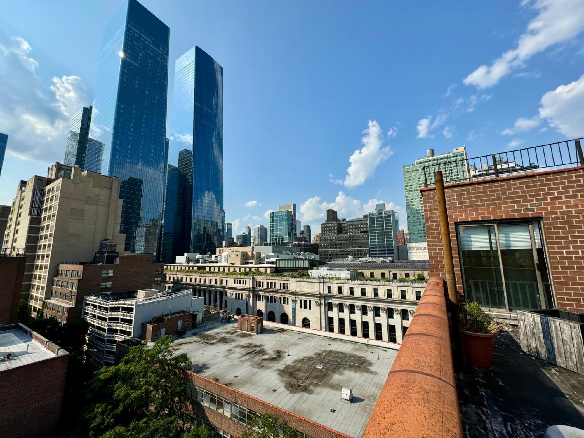 Stylish Duplex Penthouse With Large Outdoor Space *