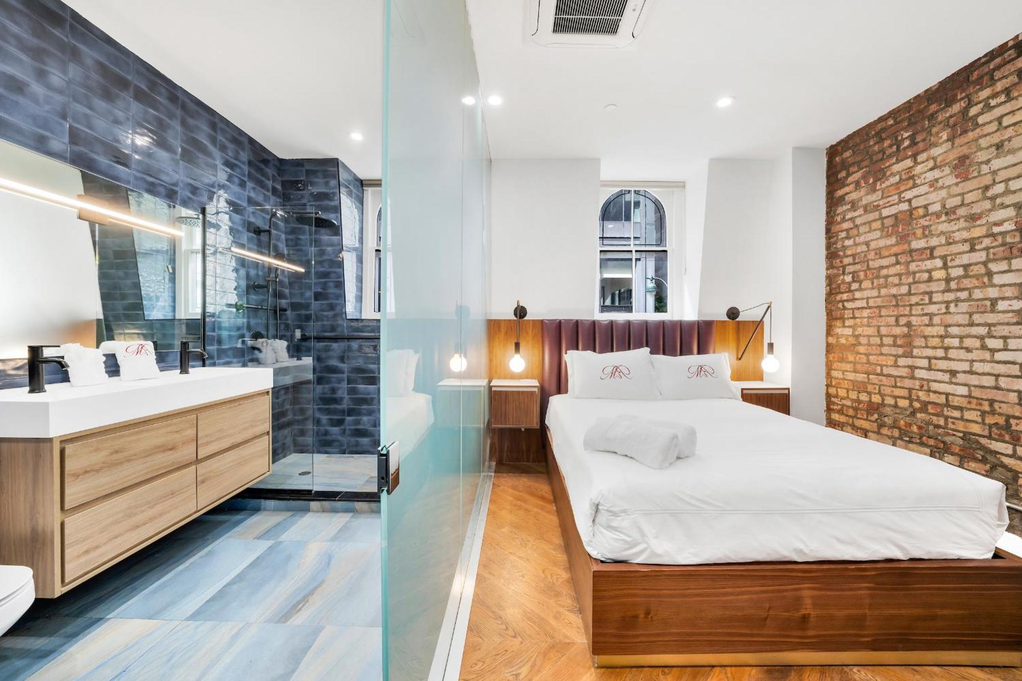 Holiday home Landmarked Luxury Boutique & Maison Rouge Nyc New York