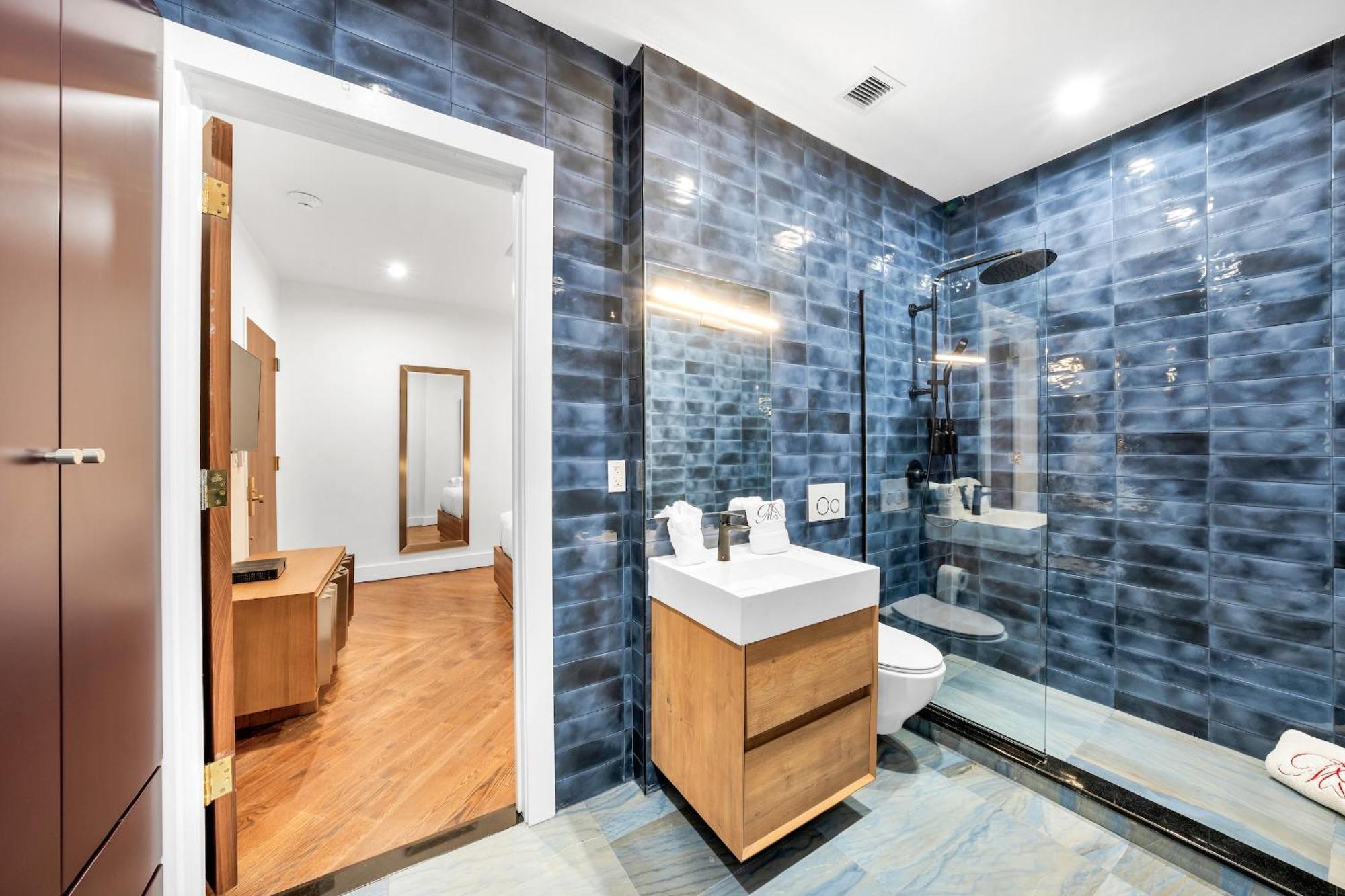 Landmarked Luxury Boutique & Maison Rouge Nyc *