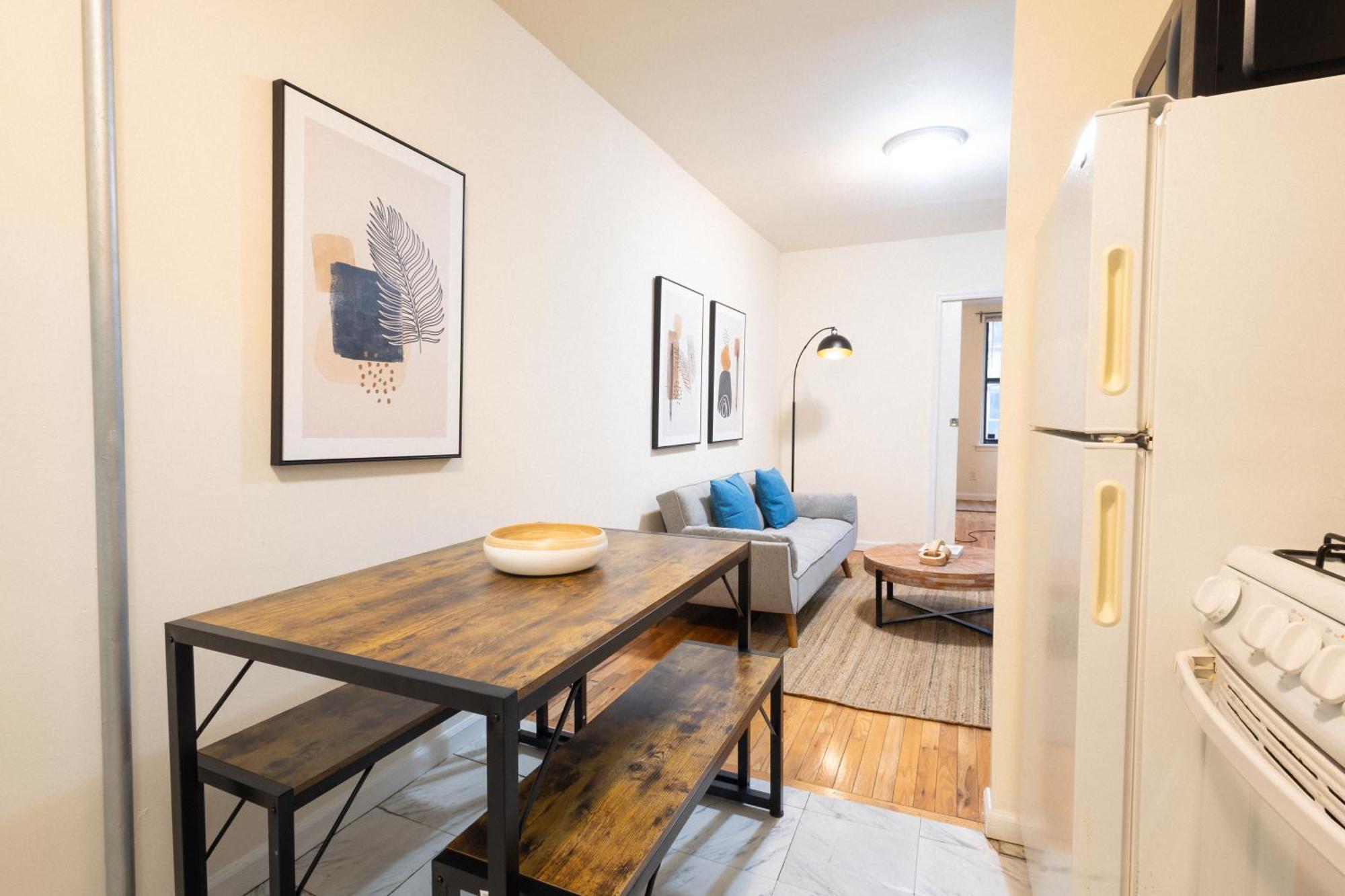 Apartment 2bd 1bth In The Upper East Side! *
