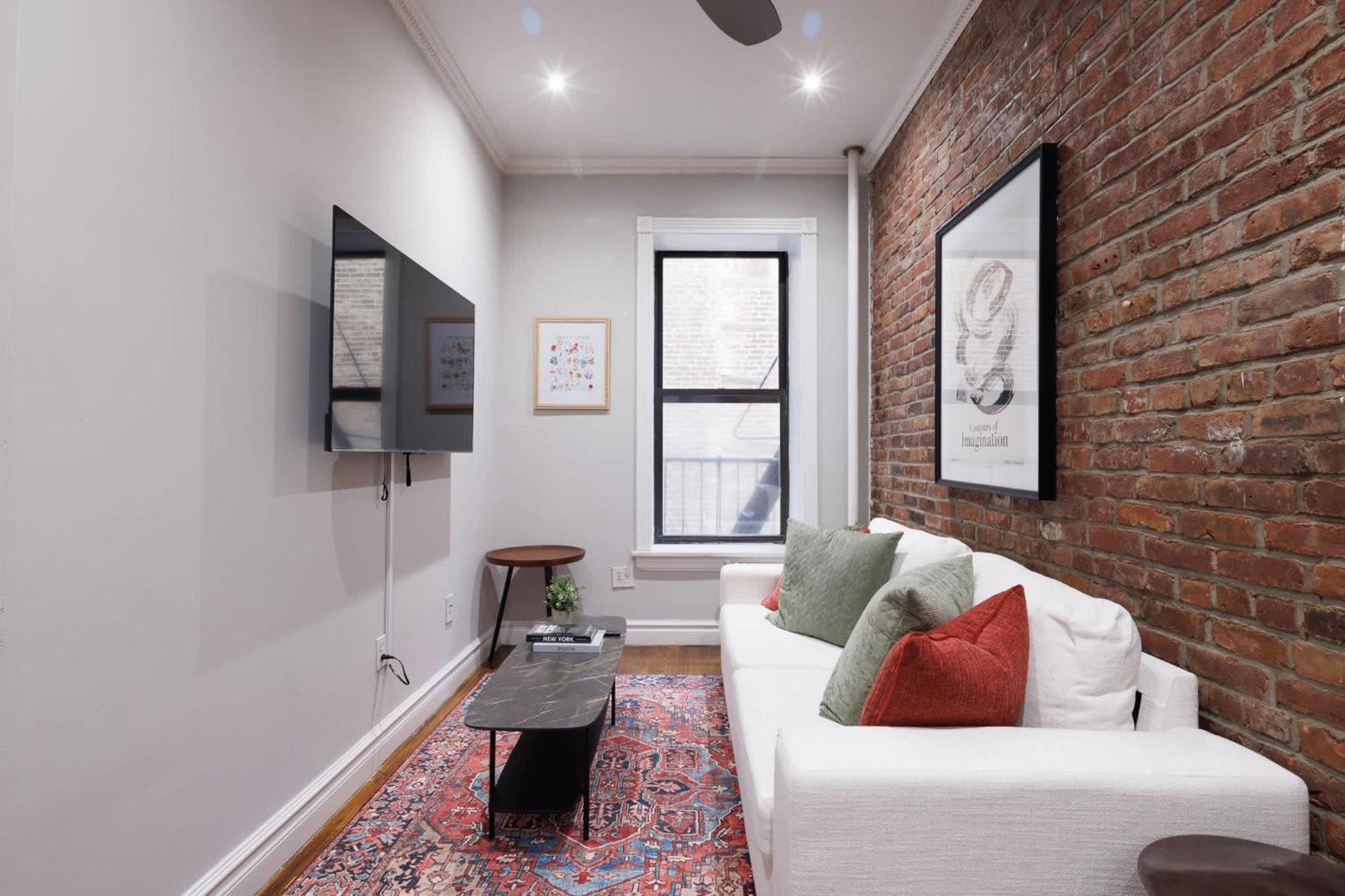 Eclectic Manhattan In Trendy Nolita