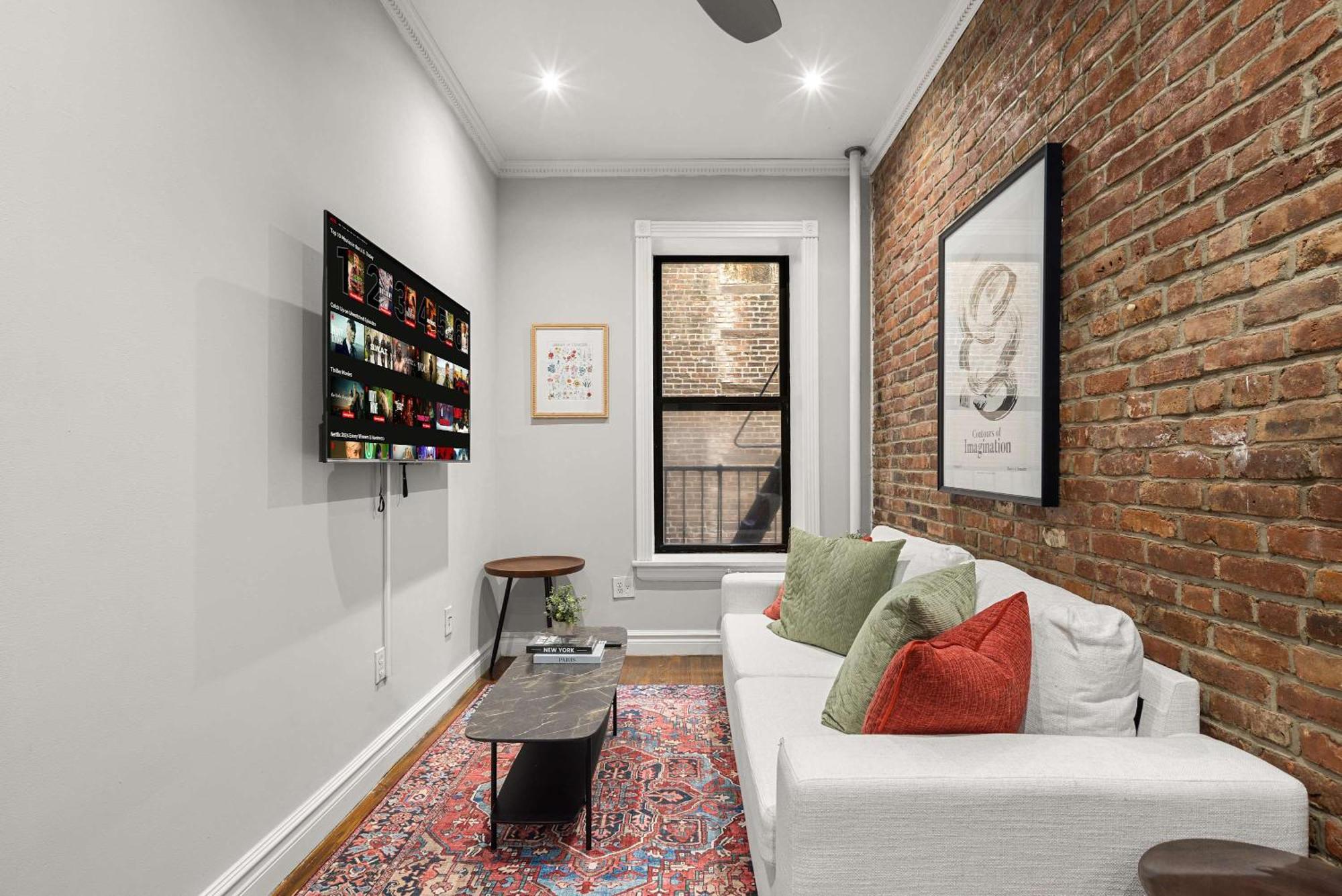 Eclectic Manhattan In Trendy Nolita *
