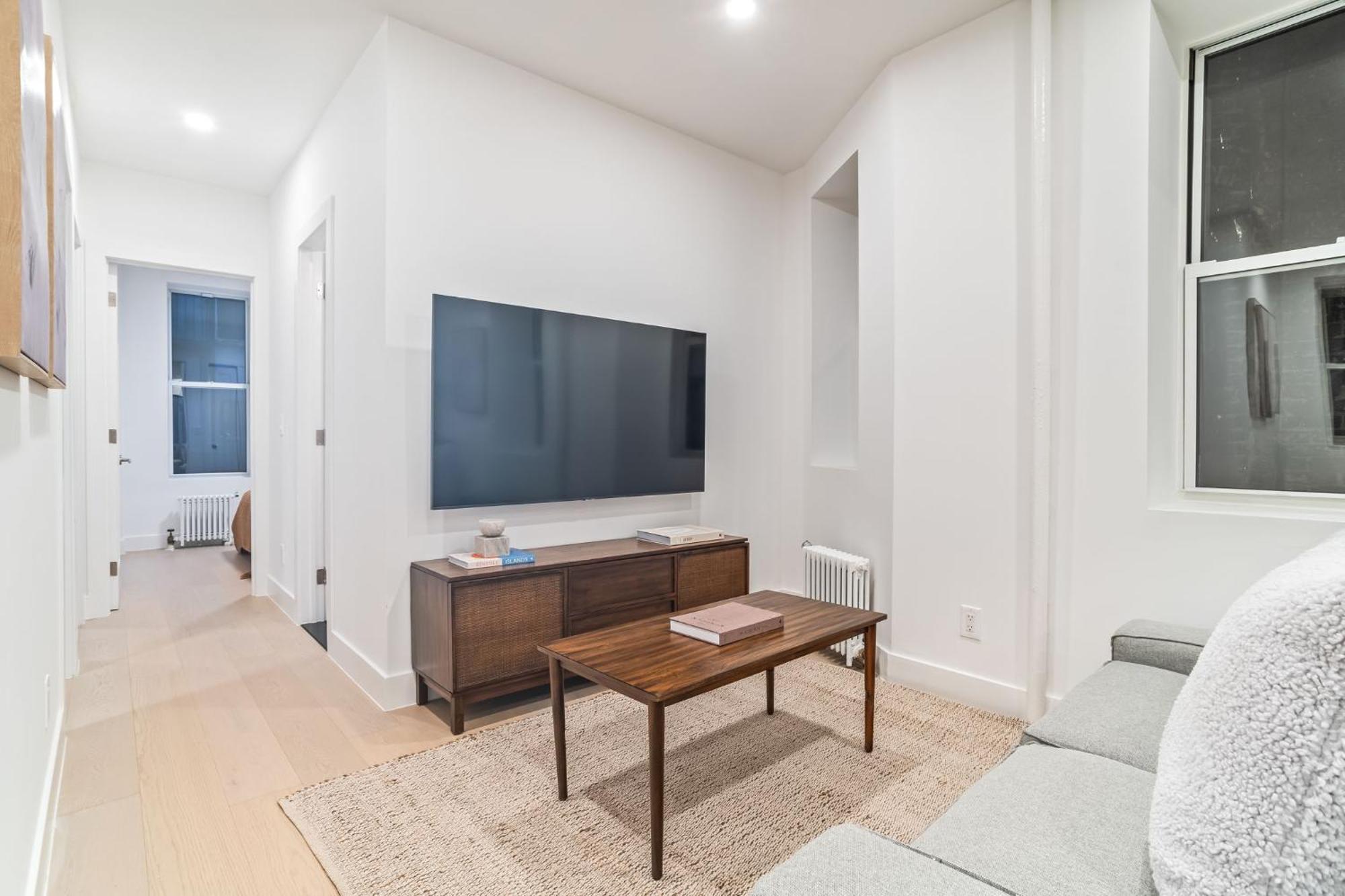 Cozy 3br 2ba East Village Near Tompkins Square Park New York